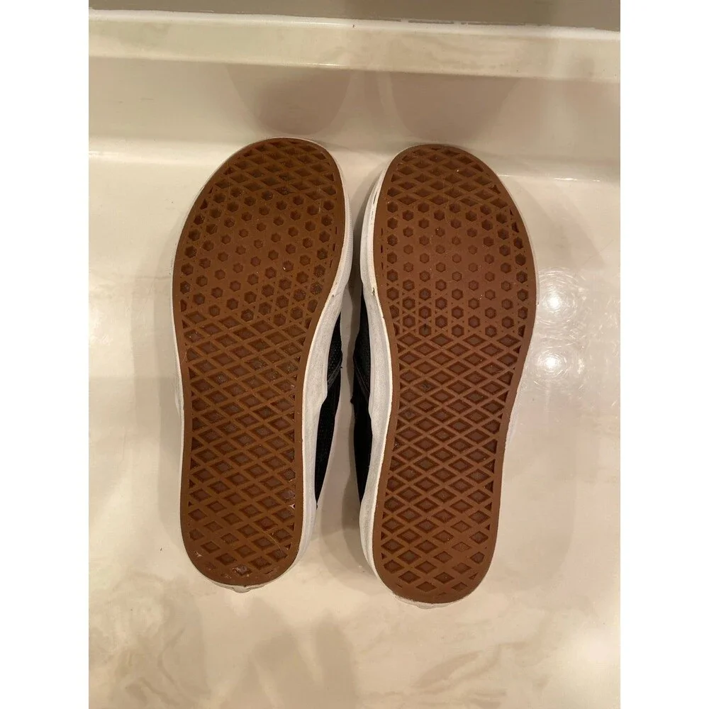 Vans Shoes Unisex Sneaker Slip-On Black Perforated Leather Size 10 (W)‎ 8.5 (M)